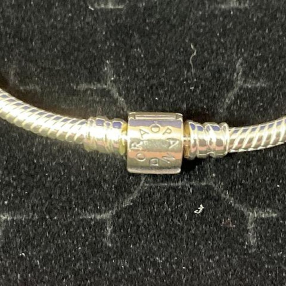 NWT Pandora Moments Barrel Clasp Snake Chain Bracelet 20cm - Picture 8 of 9